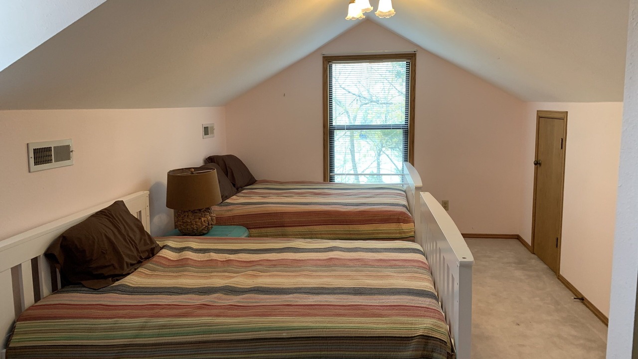 Photo of Bedroom in Garfield
