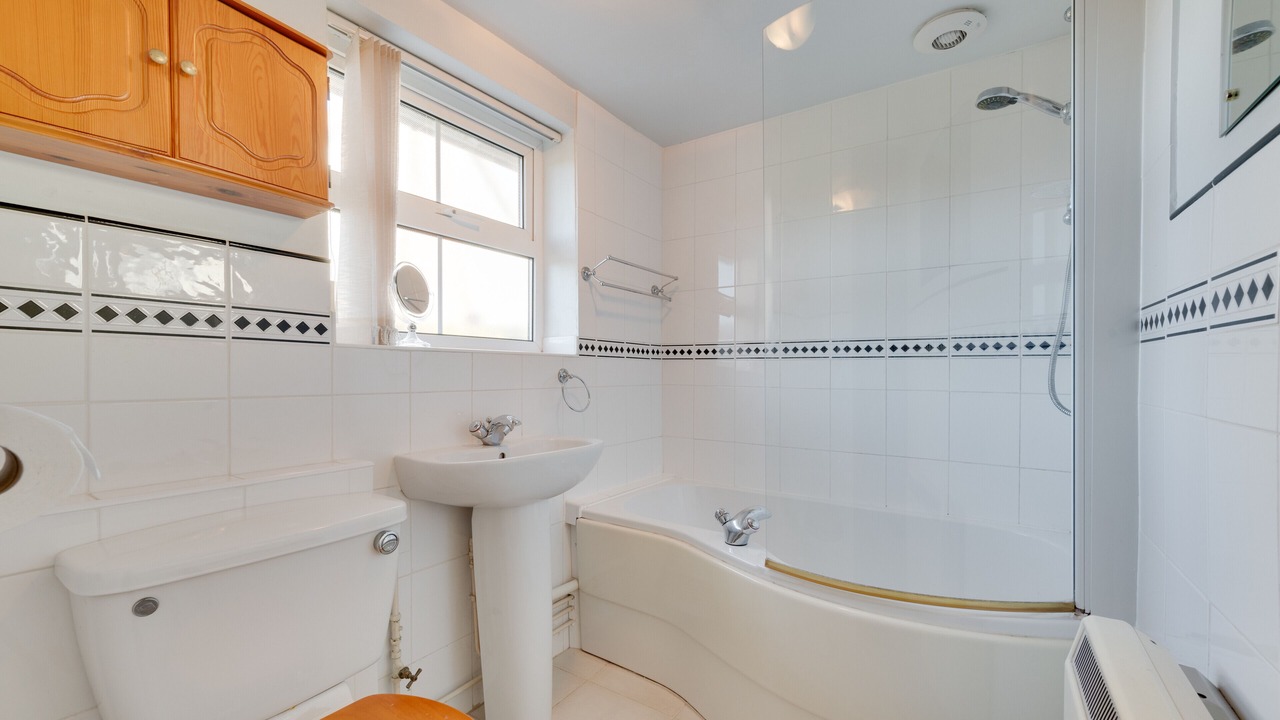 Photo of Bathroom in Bawdsey