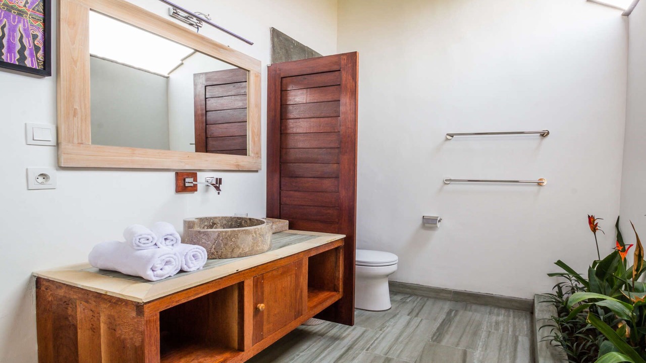 Photo of Bathroom in Drupadi