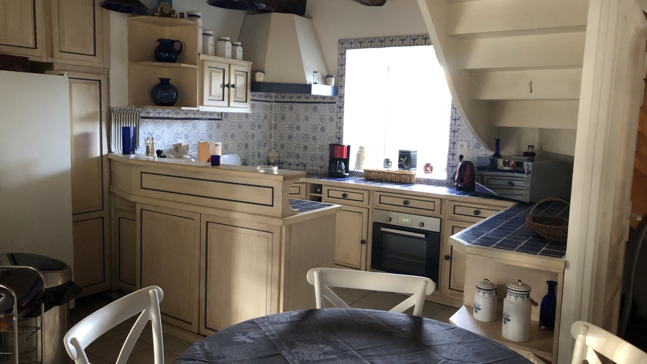 Photo of Kitchen in La Vicomte-sur-Rance
