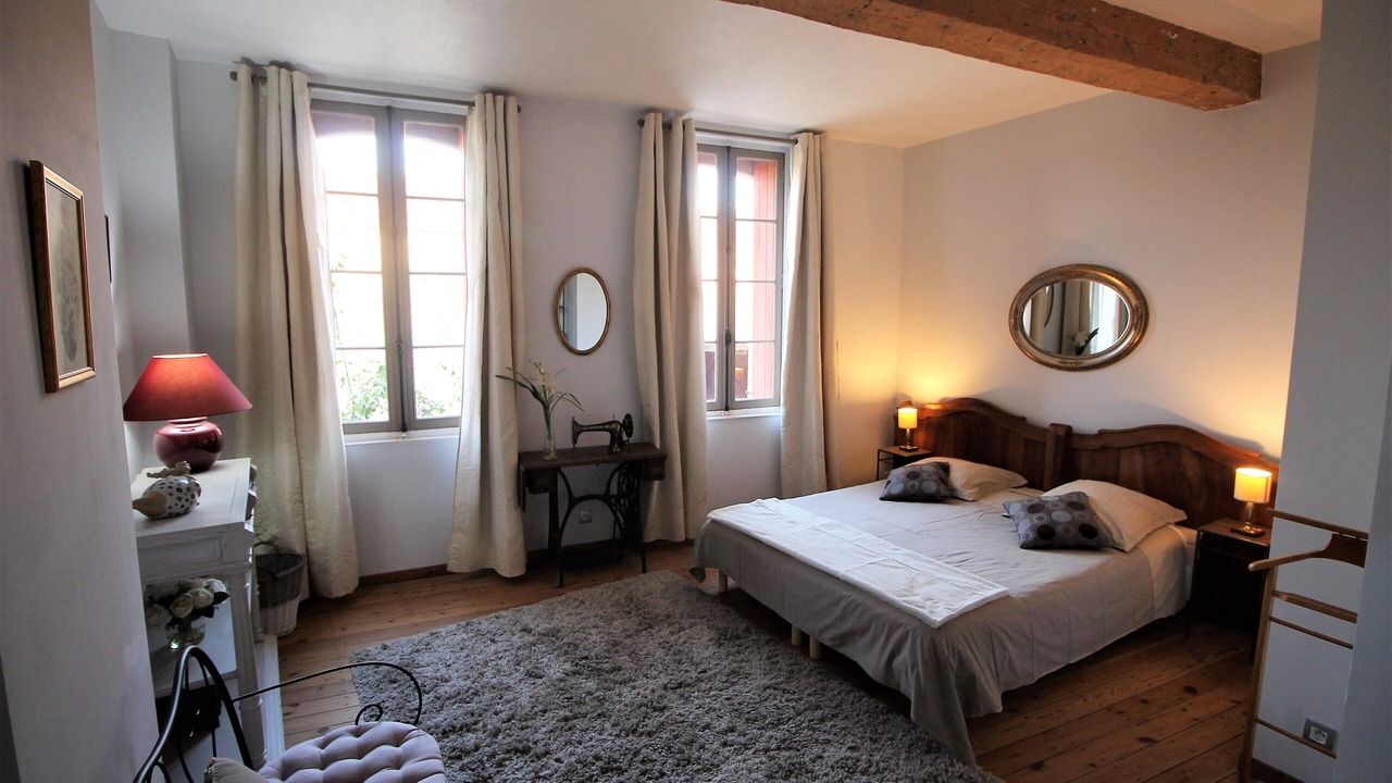 Photo of Bedroom in Thuir