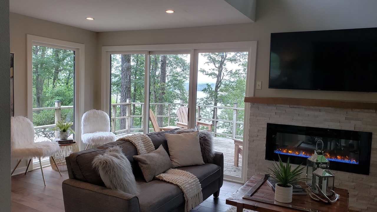 Photo of Livingroom in Mid America
