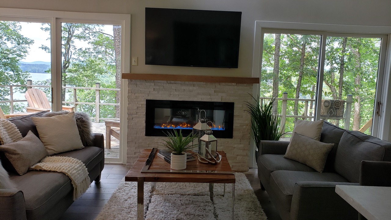 Photo of Livingroom in Mid America
