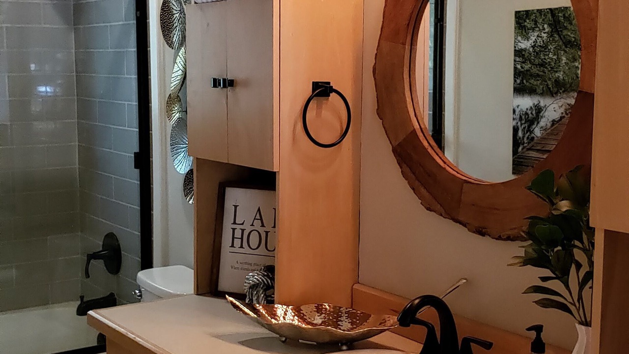 Photo of Bathroom in Mid America