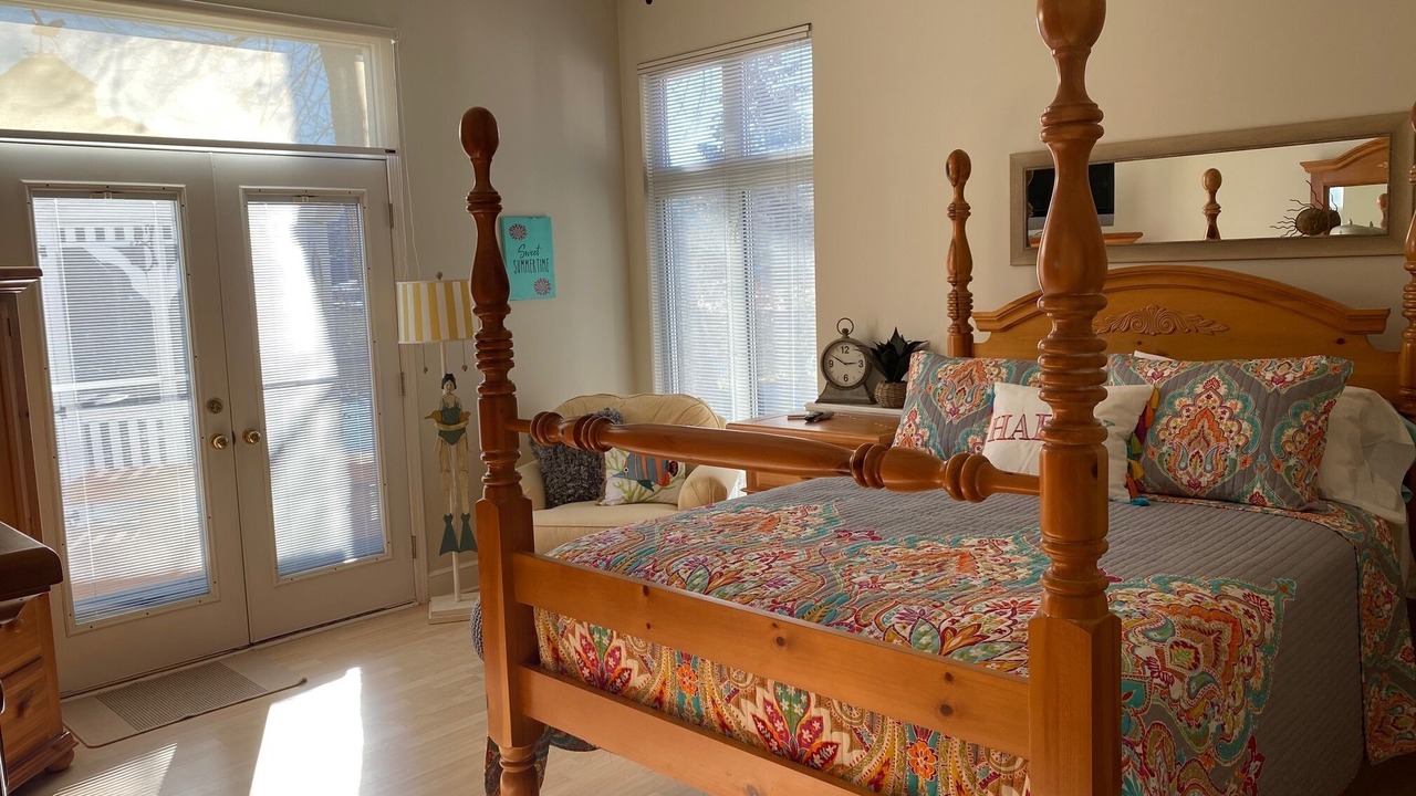 Photo of Bedroom in Sunrise Beach