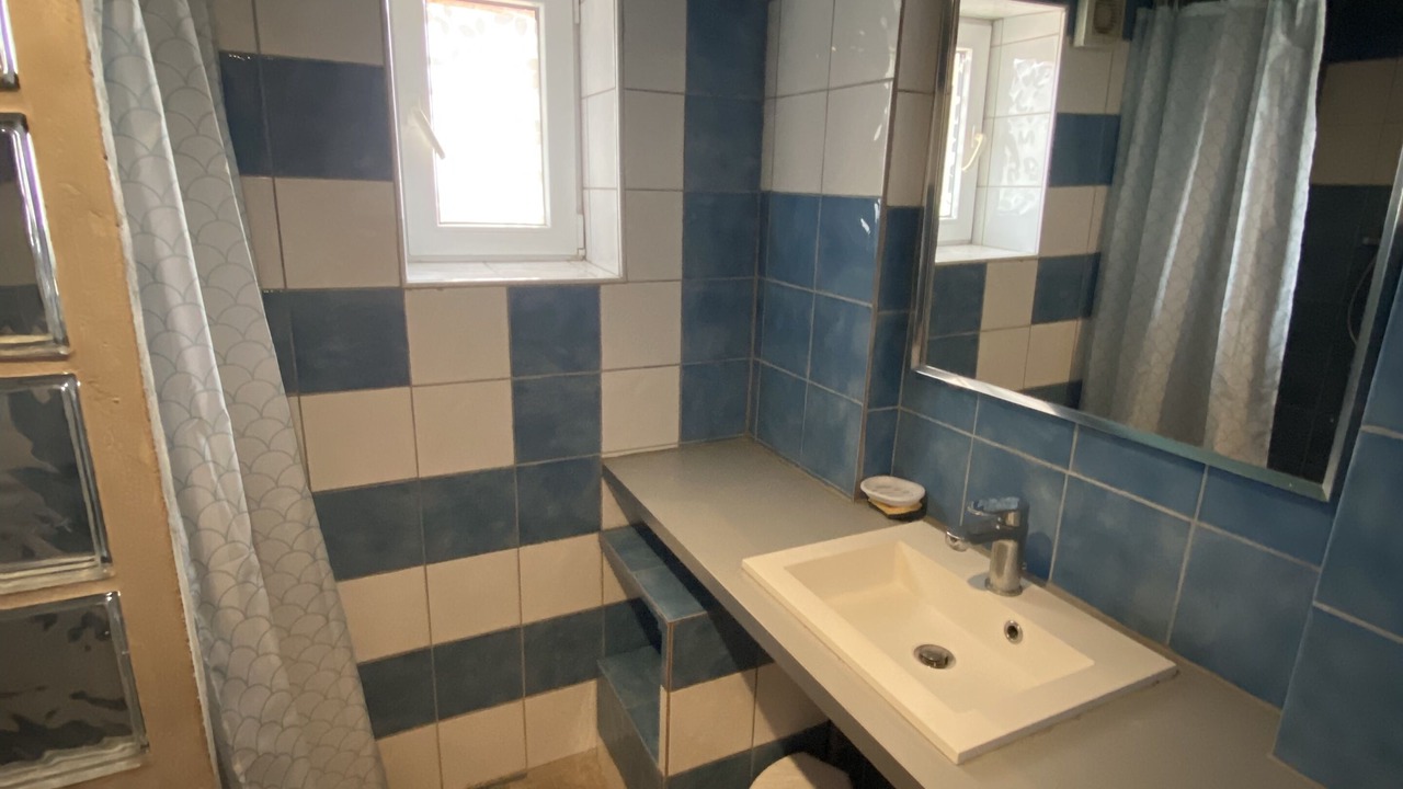 Photo of Bathroom in Lodeve