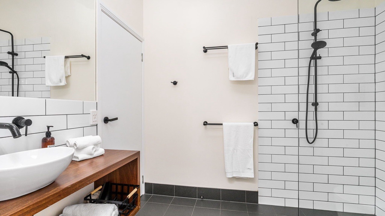 Photo of Bathroom in Coopers Shoot