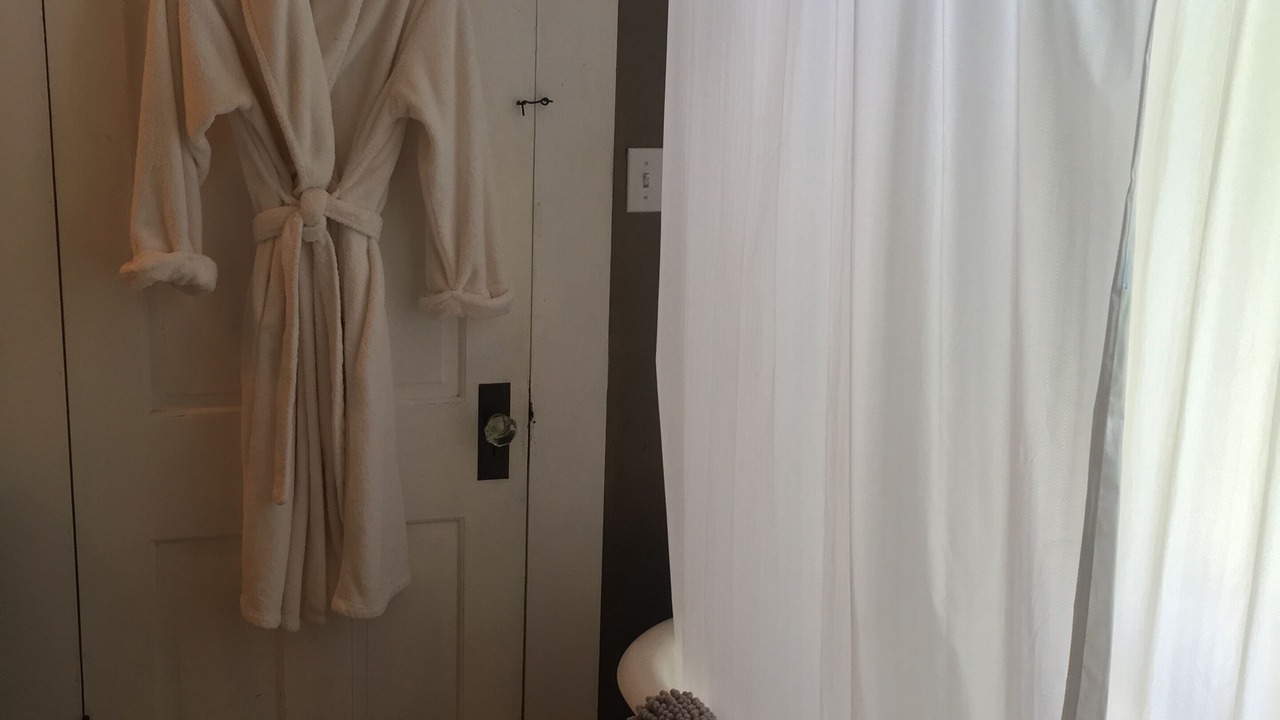 Photo of Bathroom in Orange
