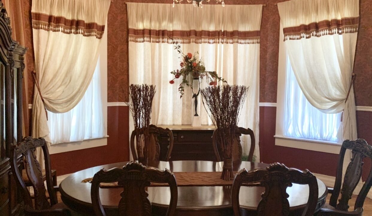 Photo of Bedroom in Orange