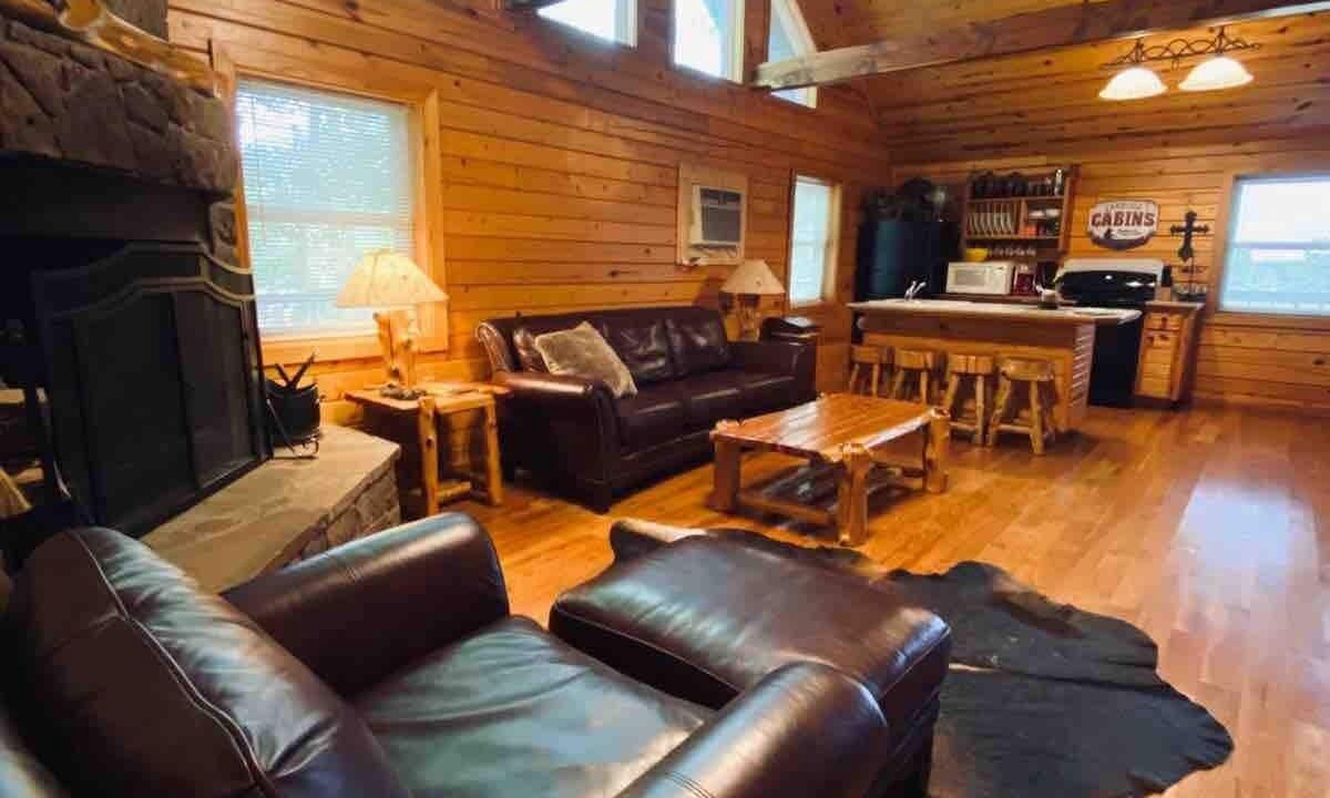 Photo of Livingroom in Eureka Springs
