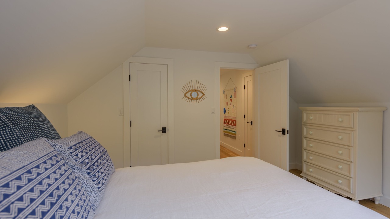 Photo of Bedroom in Vineyard Haven
