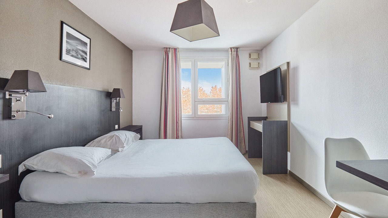 Photo of Bedroom in Les Chutes Lavie