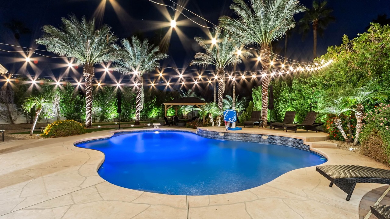 Photo of Outdoor in Paradise Valley Village