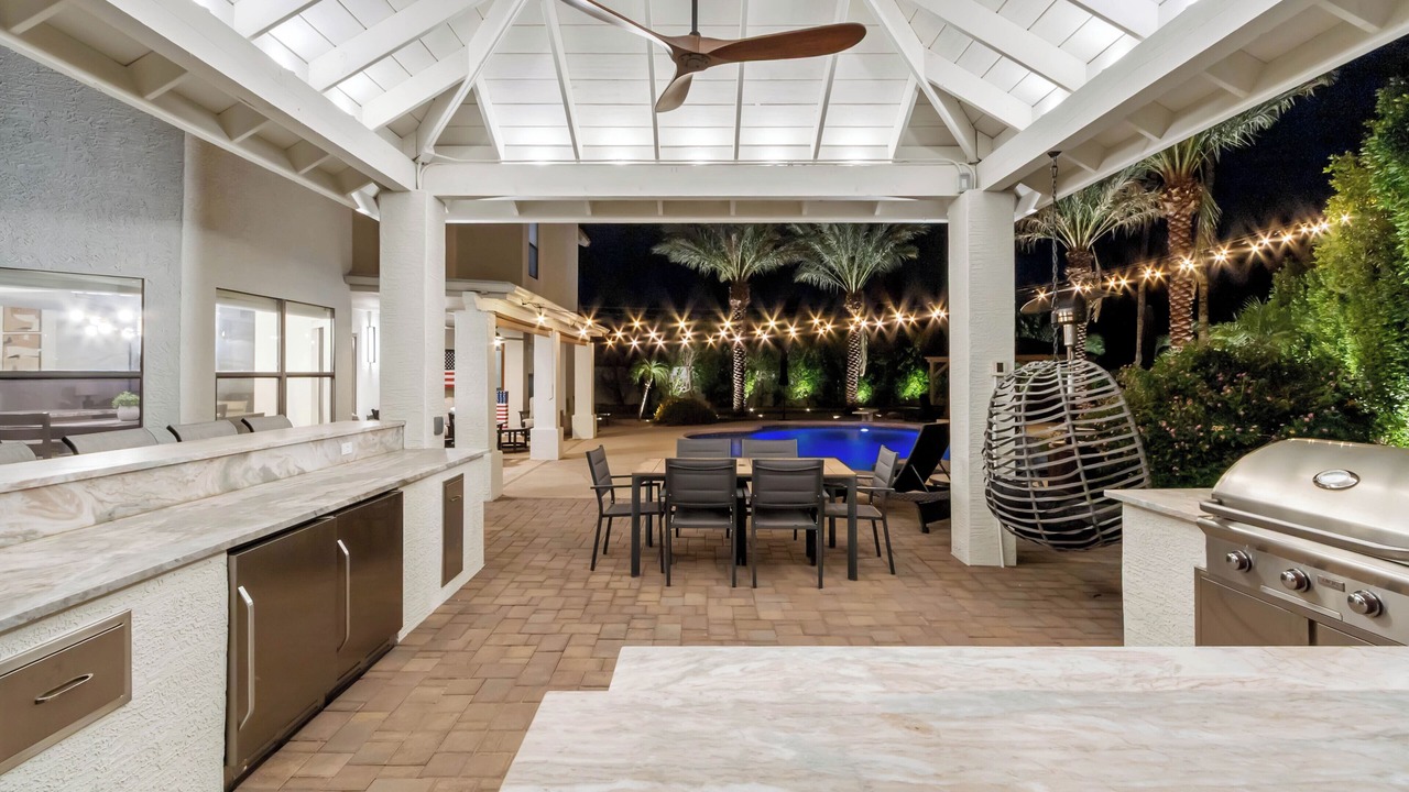 Photo of Outdoor in Paradise Valley Village