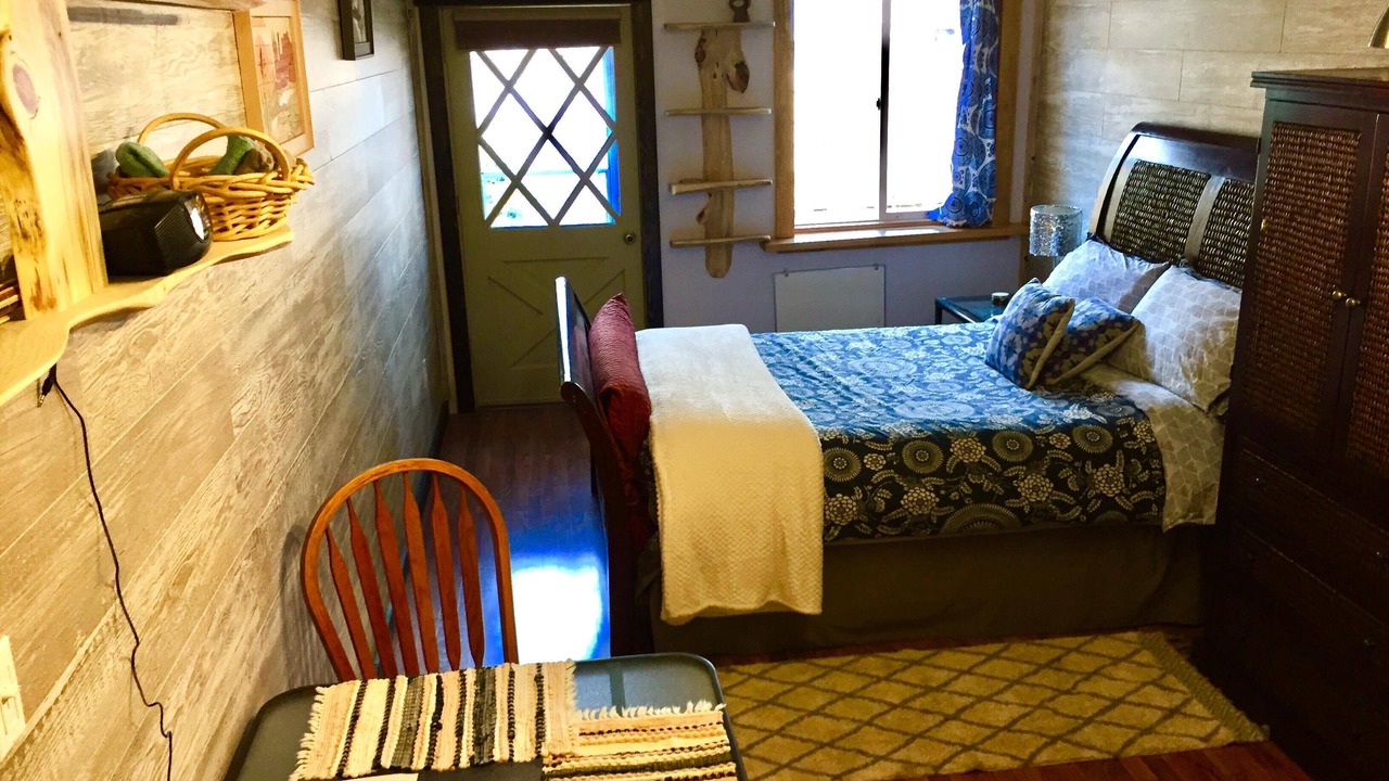 Photo of Bedroom in Swiss Manor
