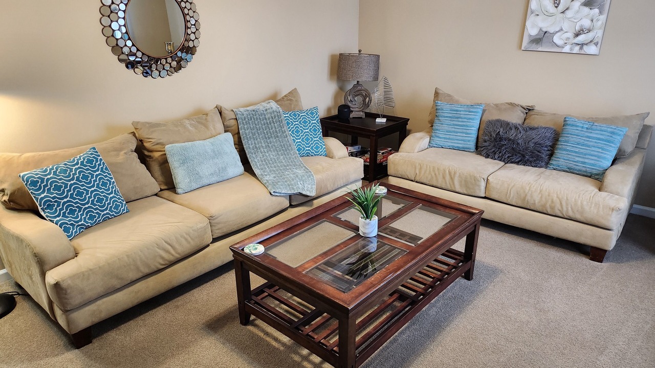 Photo of Livingroom in Oak Grove