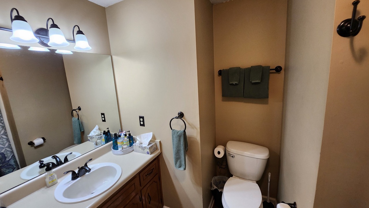 Photo of Bathroom in Oak Grove
