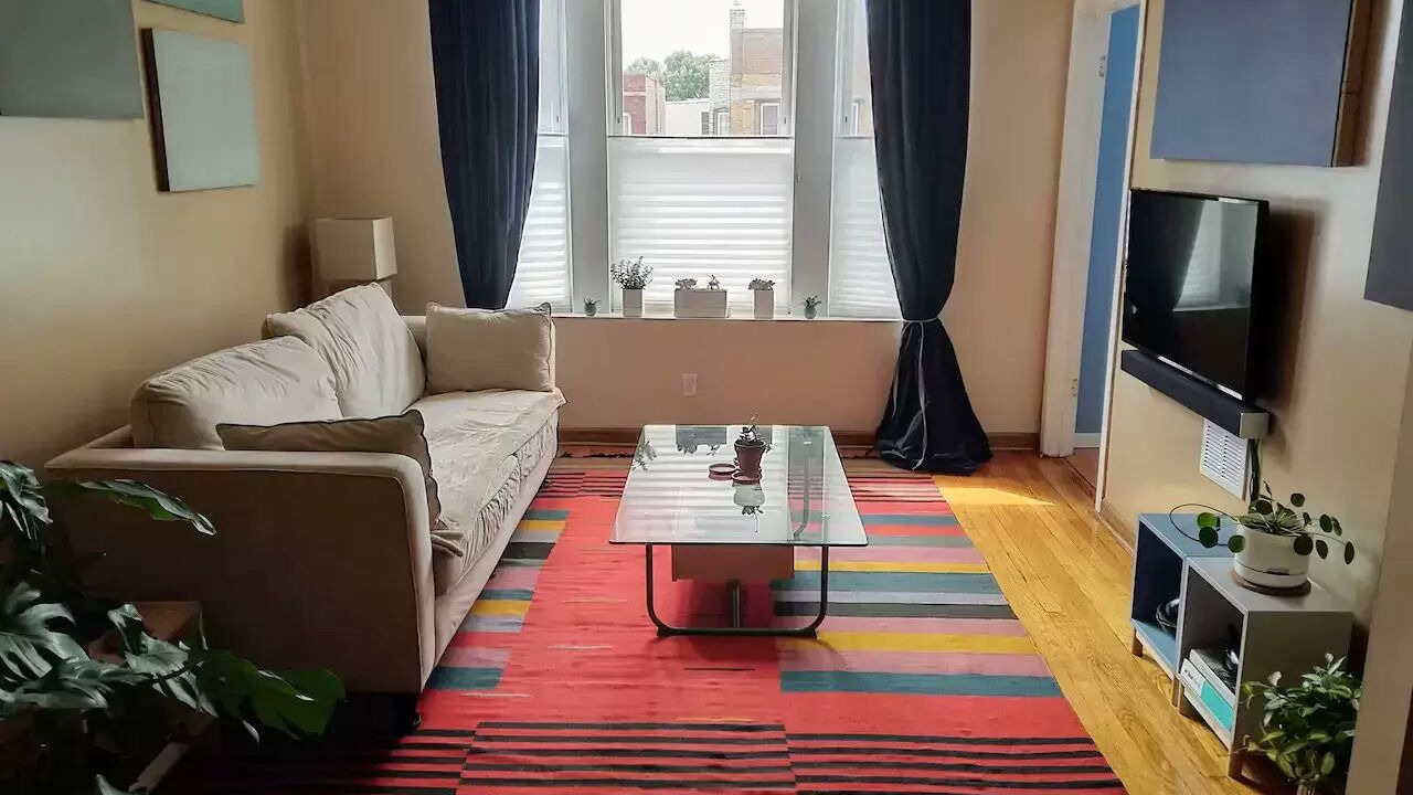 Photo of Livingroom in Pleasant Prairie