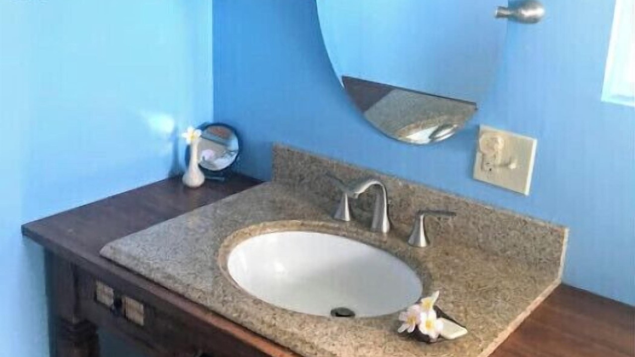 Photo of Bathroom in Discovery Harbour