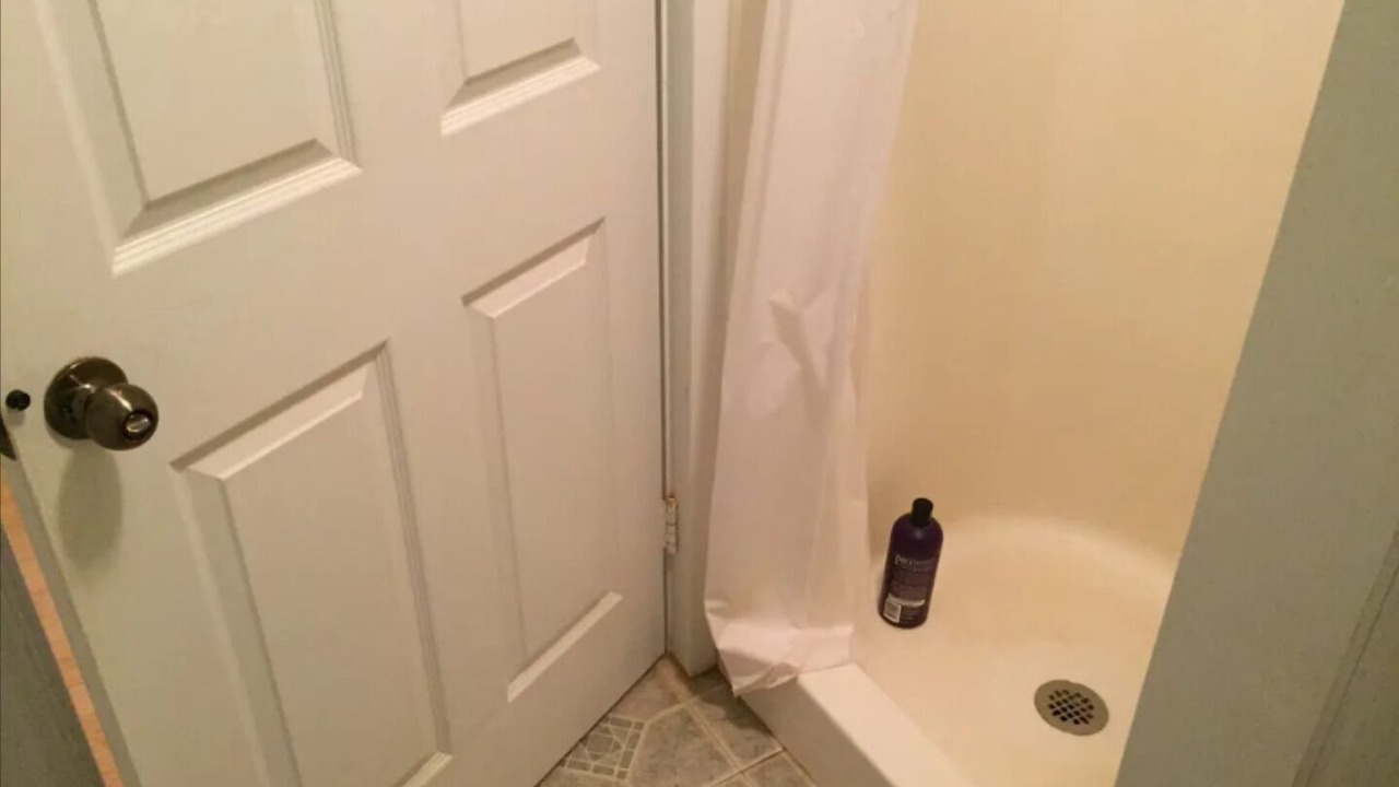Photo of Bathroom in Junction