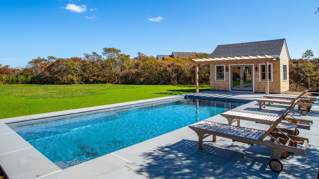 Photo of Outdoor in Tom Nevers