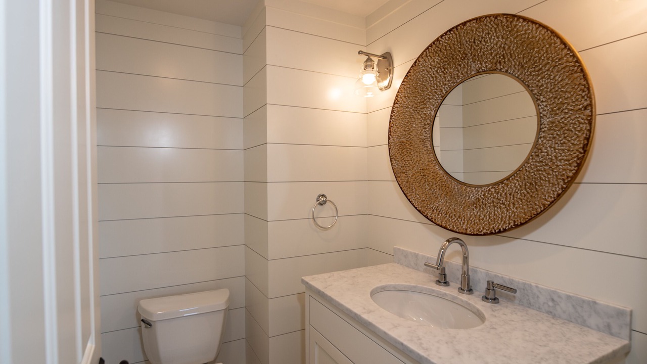 Photo of Bedroom in Tom Nevers