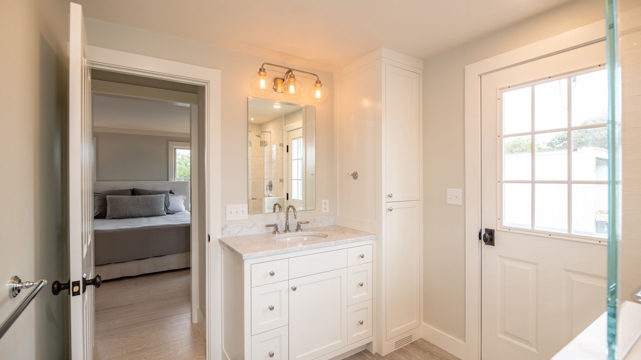Photo of Bathroom in Tom Nevers