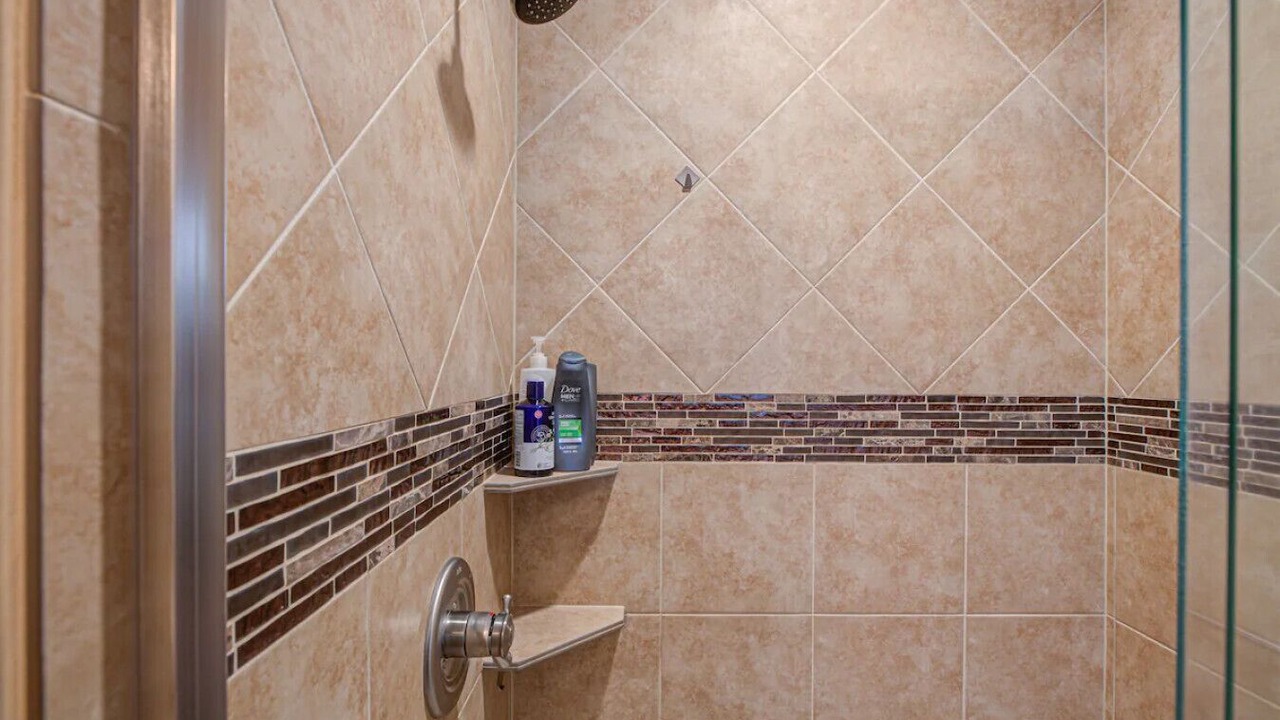 Photo of Bathroom in Orenco