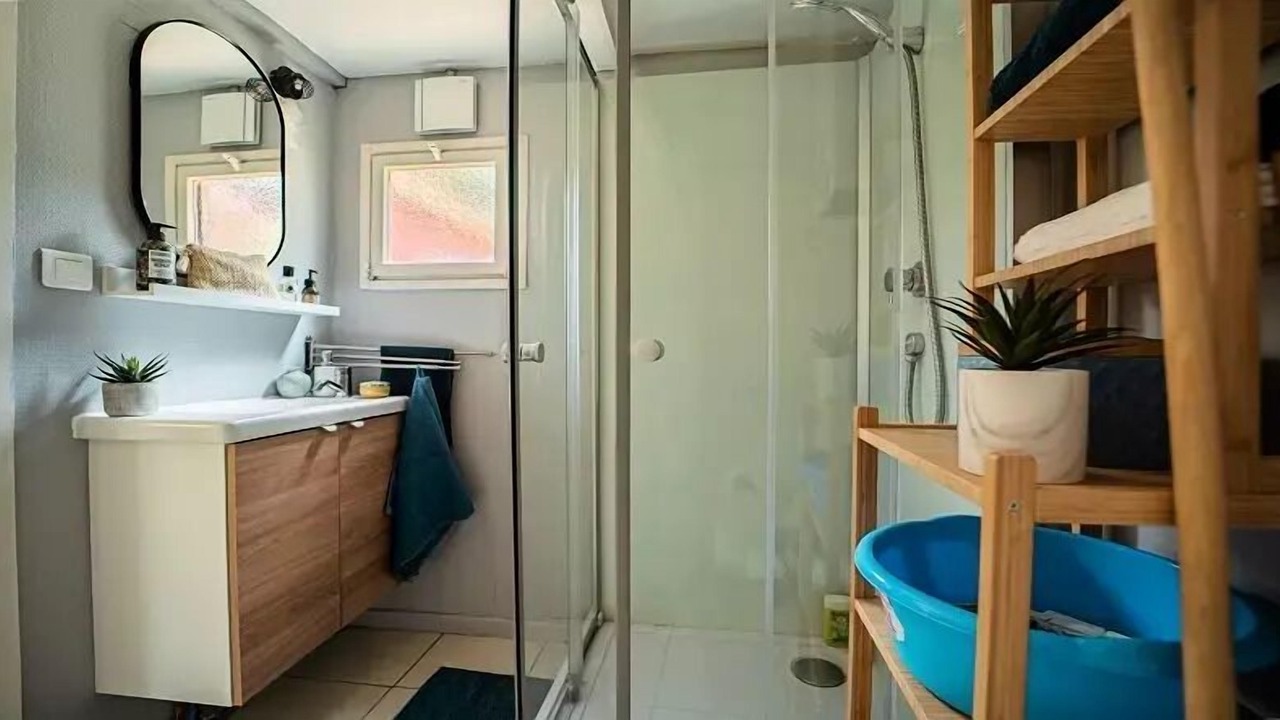 Photo of Bathroom in Laroque-des-Alberes
