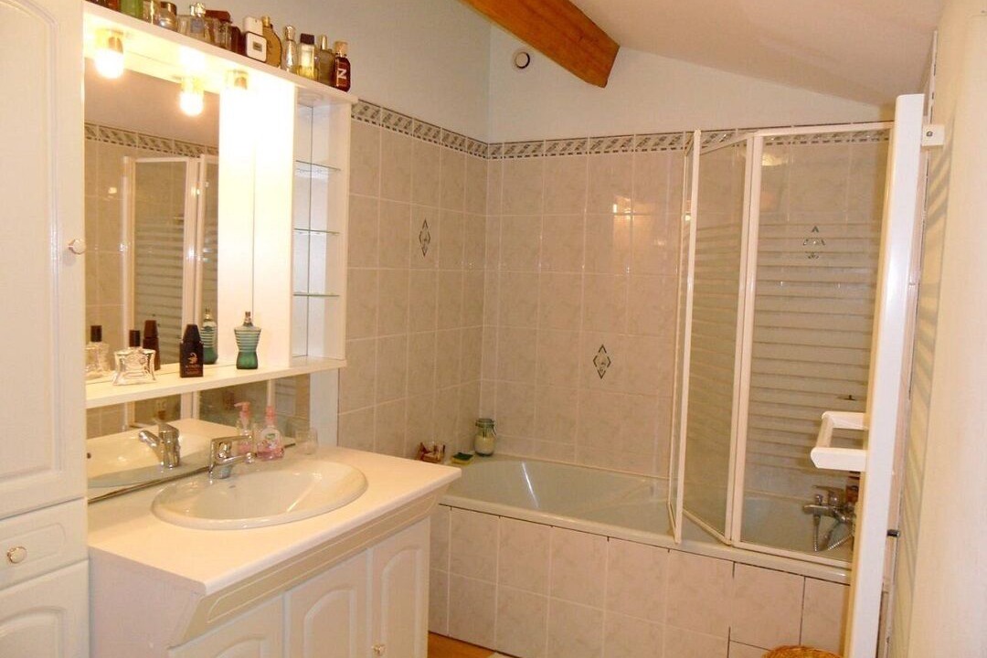 Photo of Bathroom in Plaisance