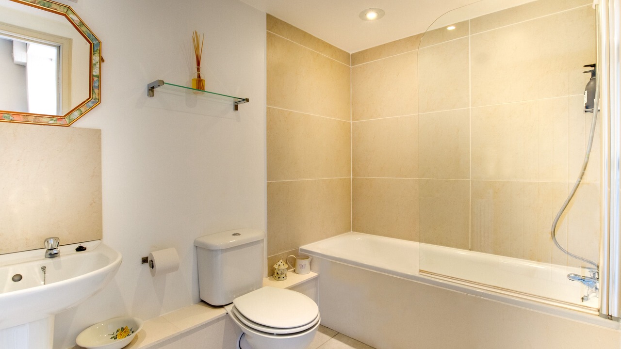 Photo of Bathroom in Kelso