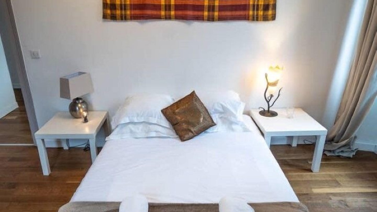 Photo of Bedroom in Passy