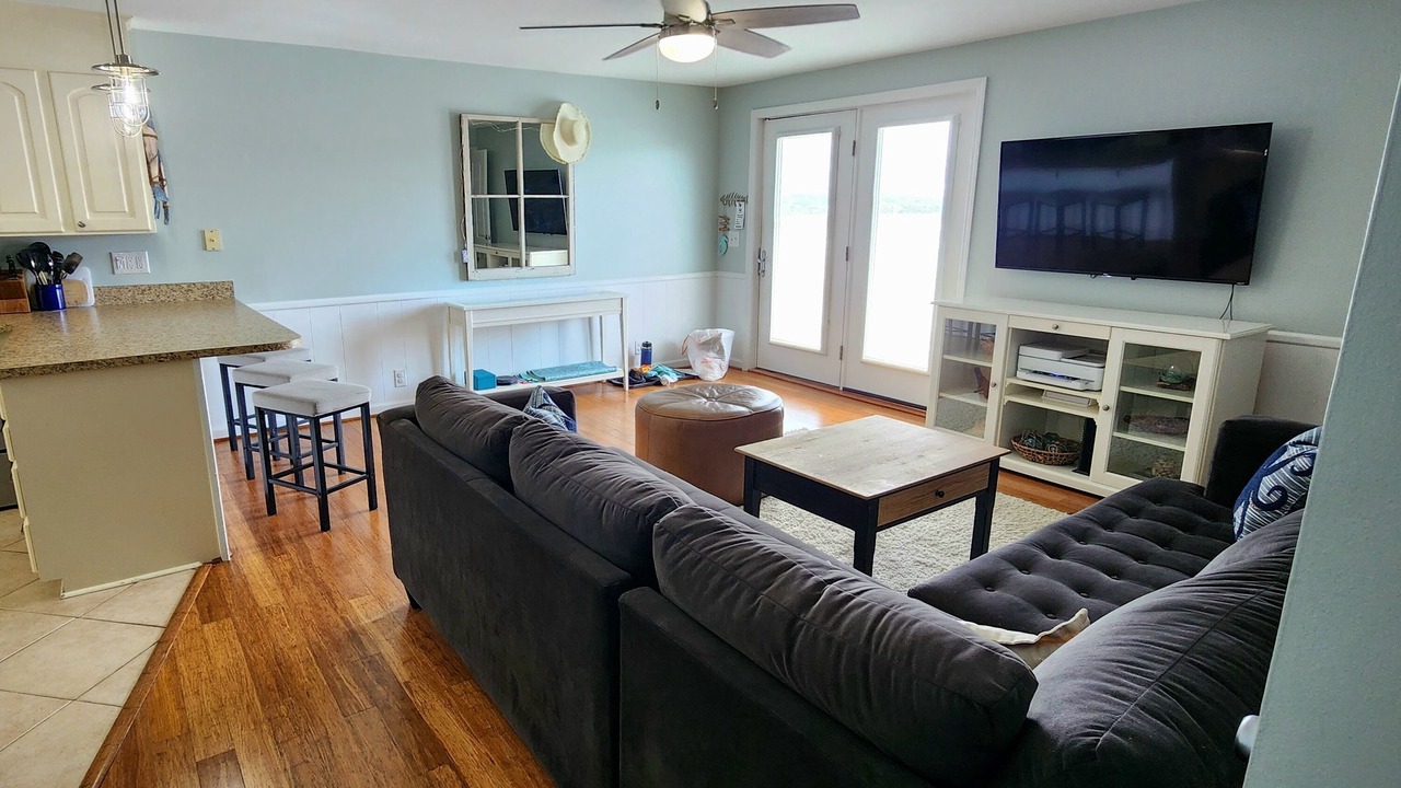 Photo of Livingroom in Ocean Isle Beach