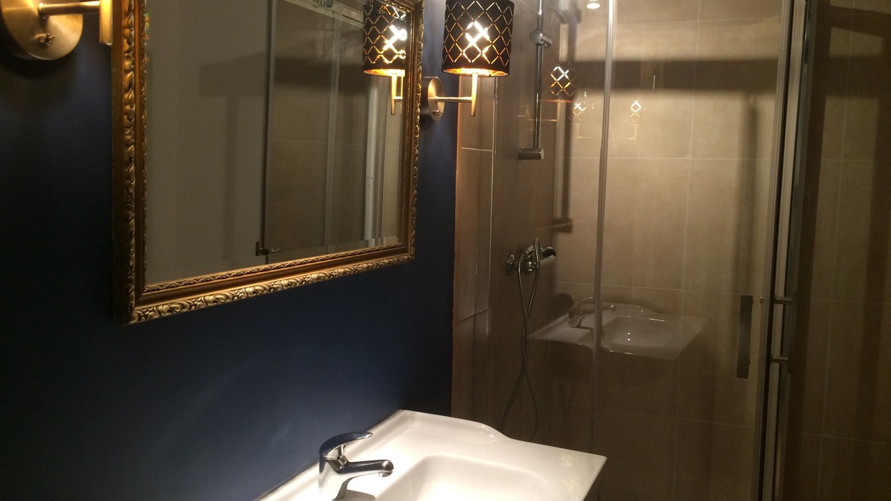 Photo of Bathroom in Rodez