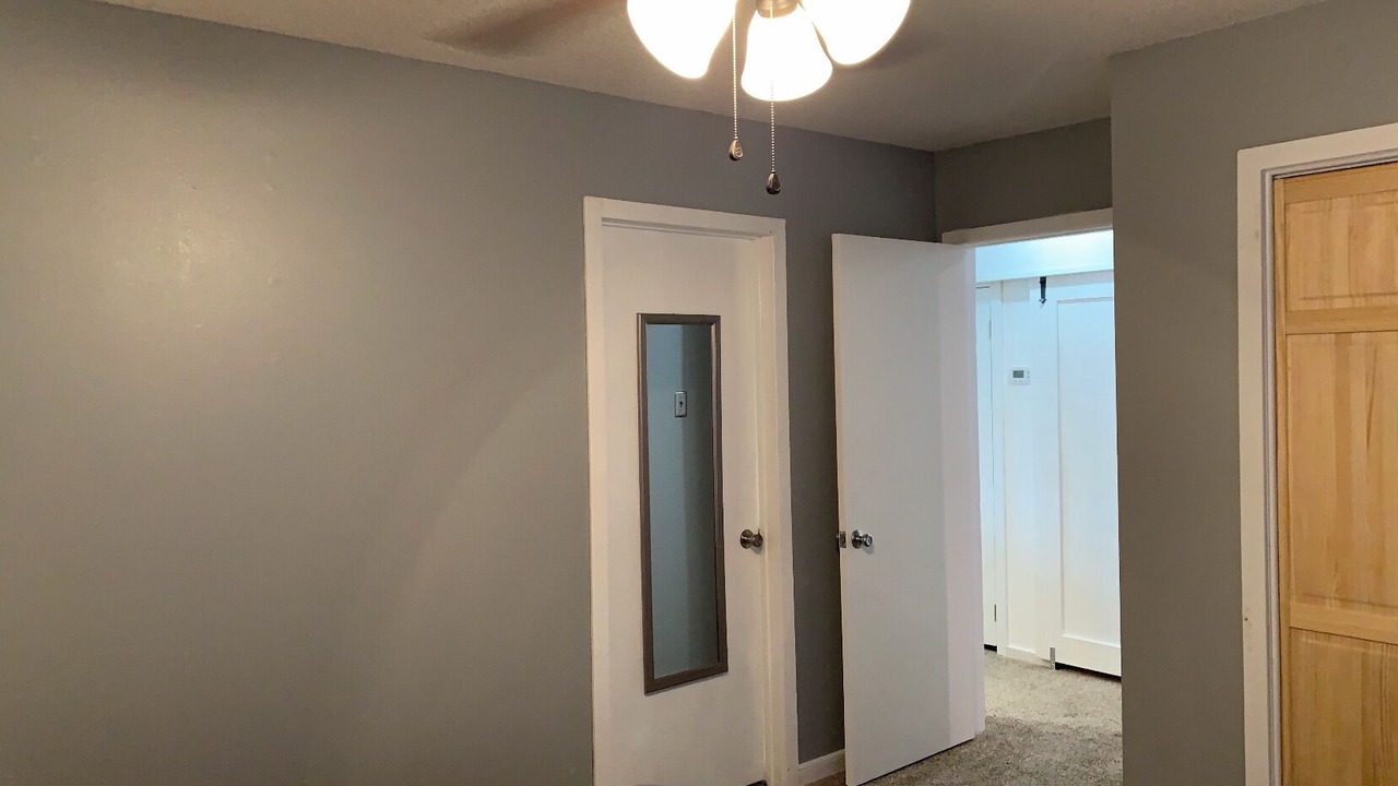 Photo of Bedroom in Hot Springs