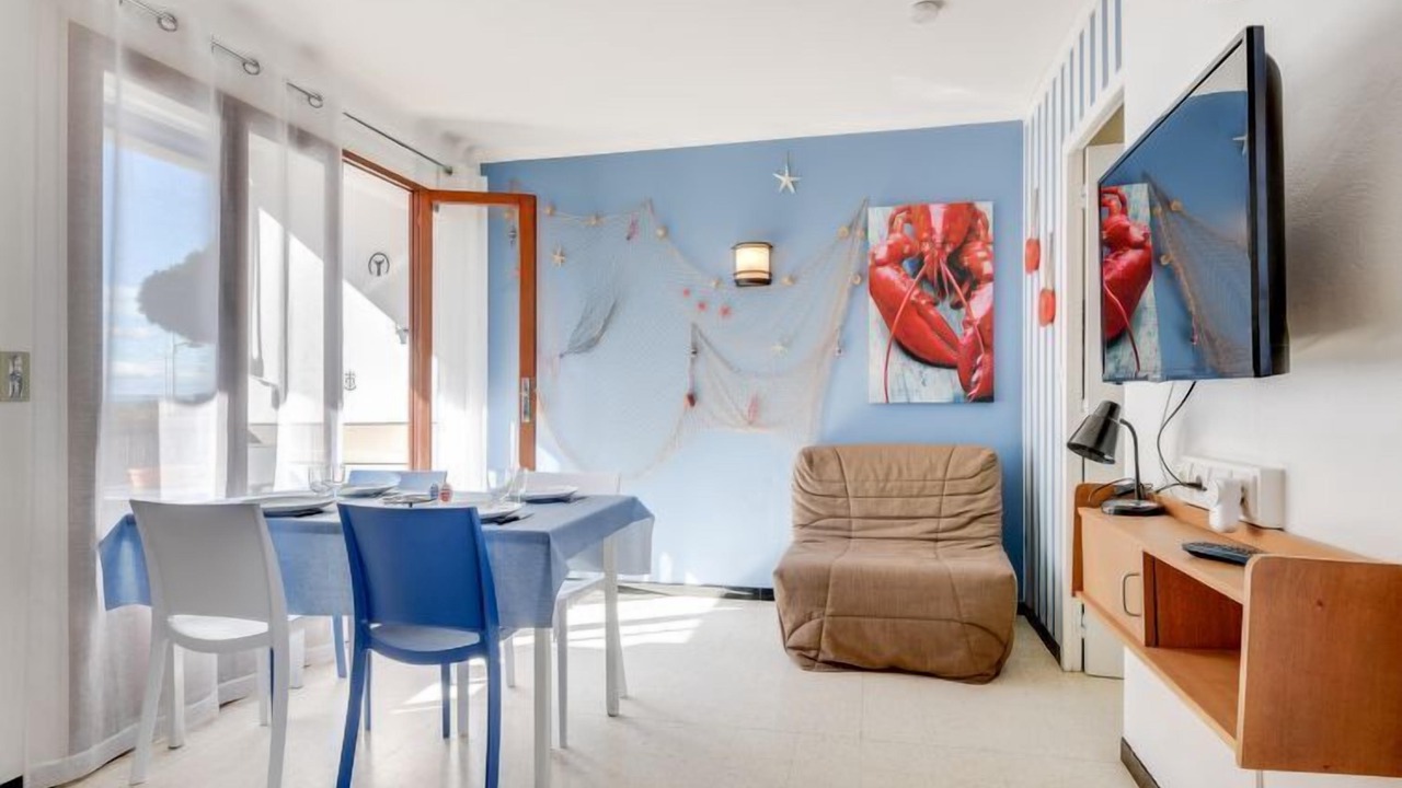 Photo of Livingroom in Le Grau-Du-Roi