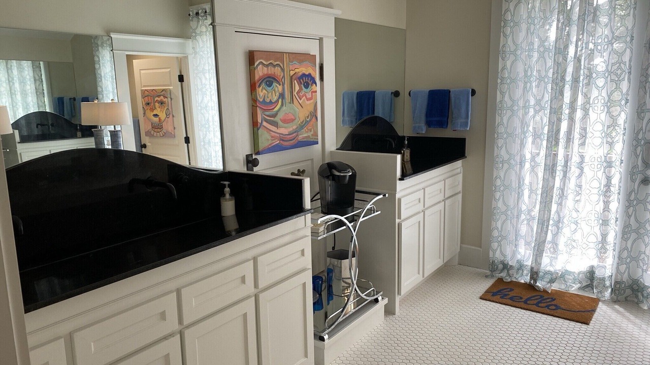 Photo of Kitchen in College Park
