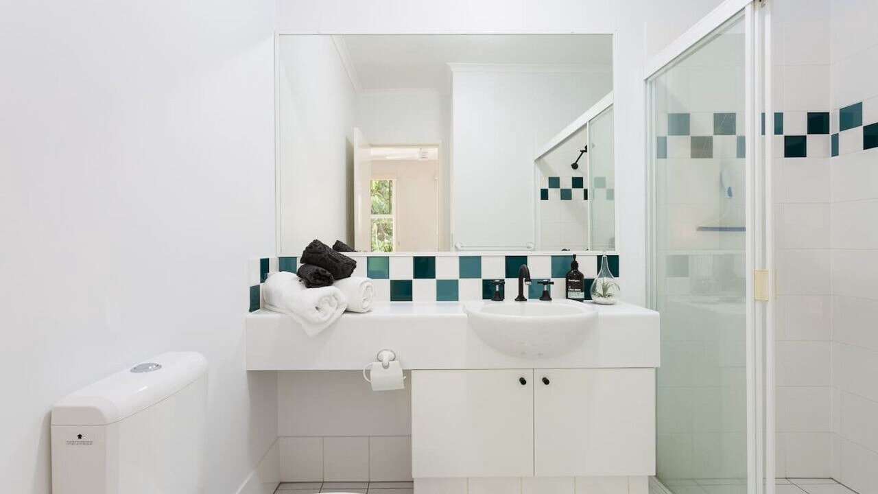 Photo of Bathroom in Trinity Beach