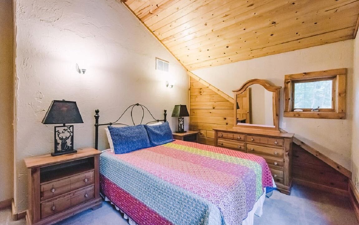 Photo of Bedroom in Gnaw Bone