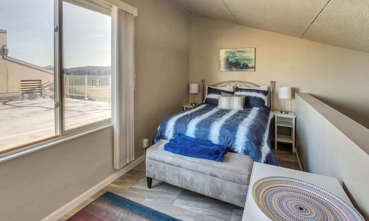 Photo of Bedroom in Gearhart