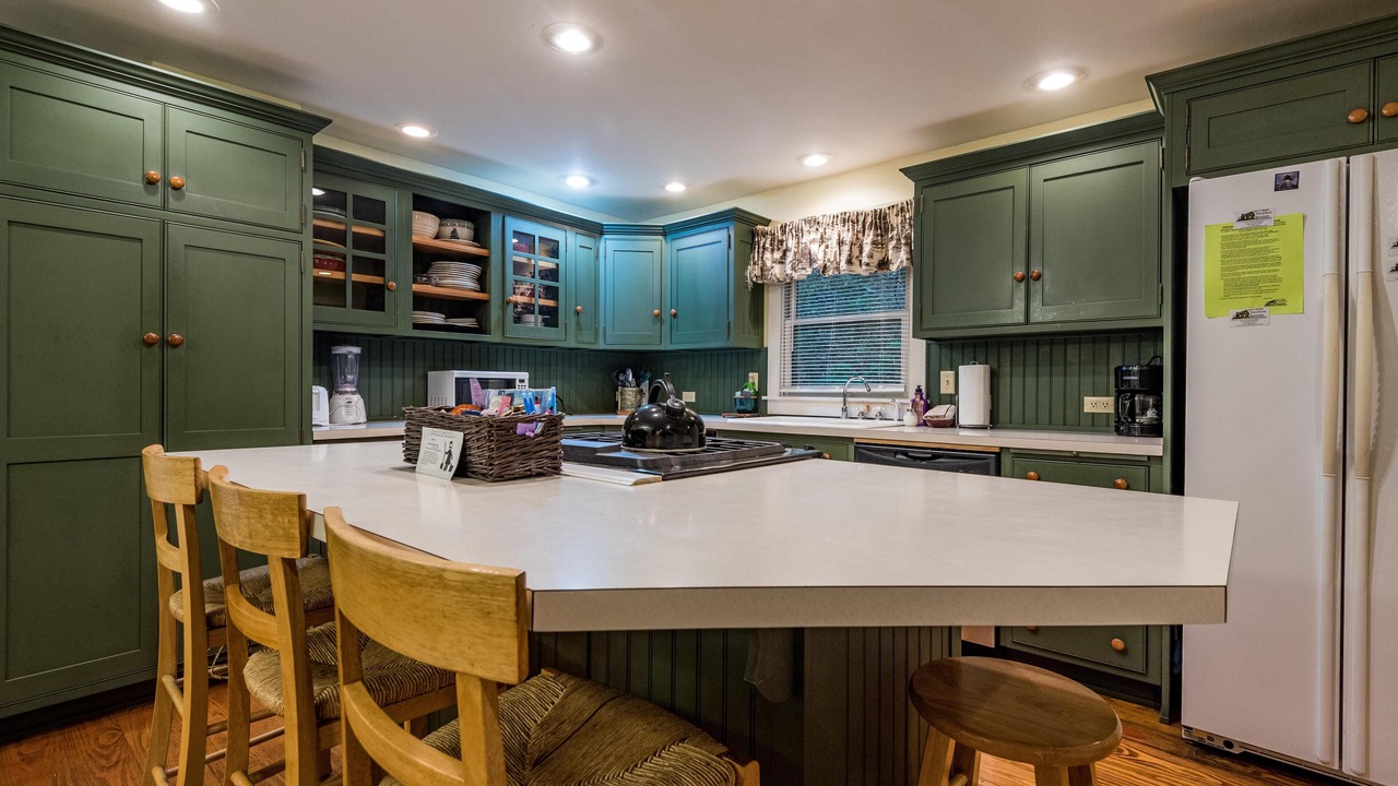 Photo of Kitchen in Gnaw Bone