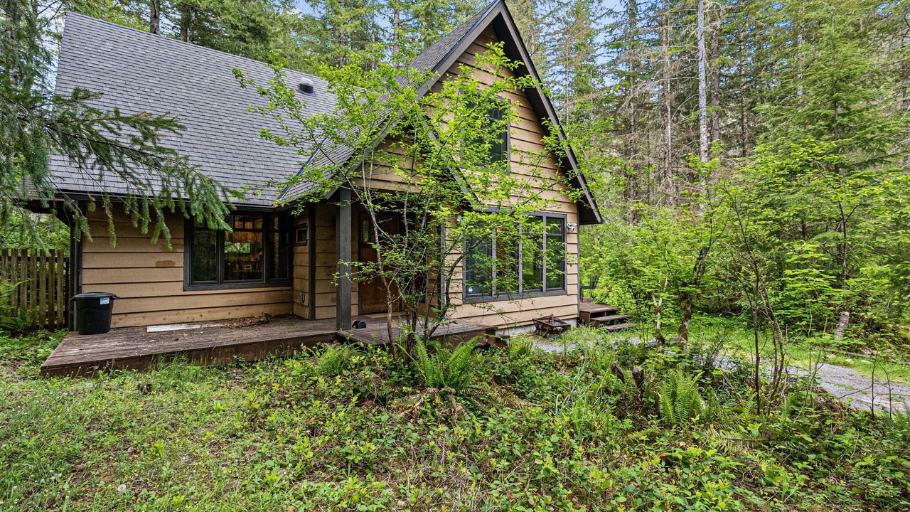 Photo of Outdoor in Paradise Estates