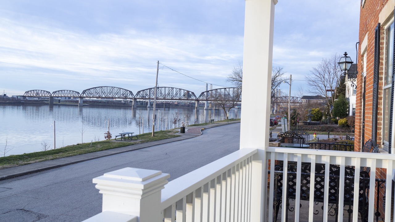 Photo of Outdoor in Jeffersonville