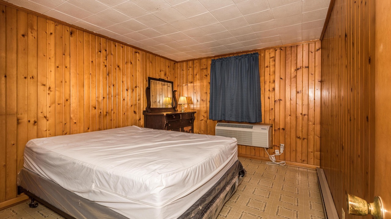 Photo of Bedroom in Kurtz