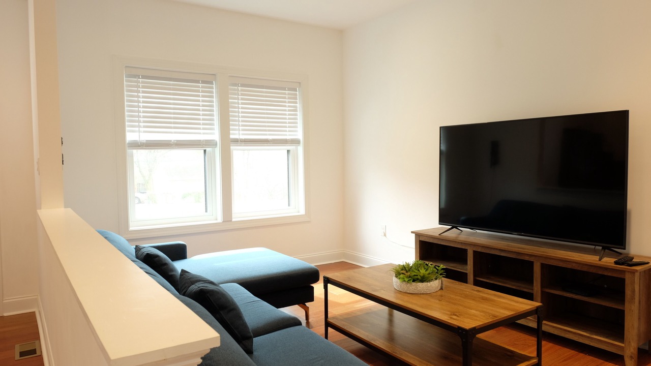 Photo of Livingroom in Lyon Park