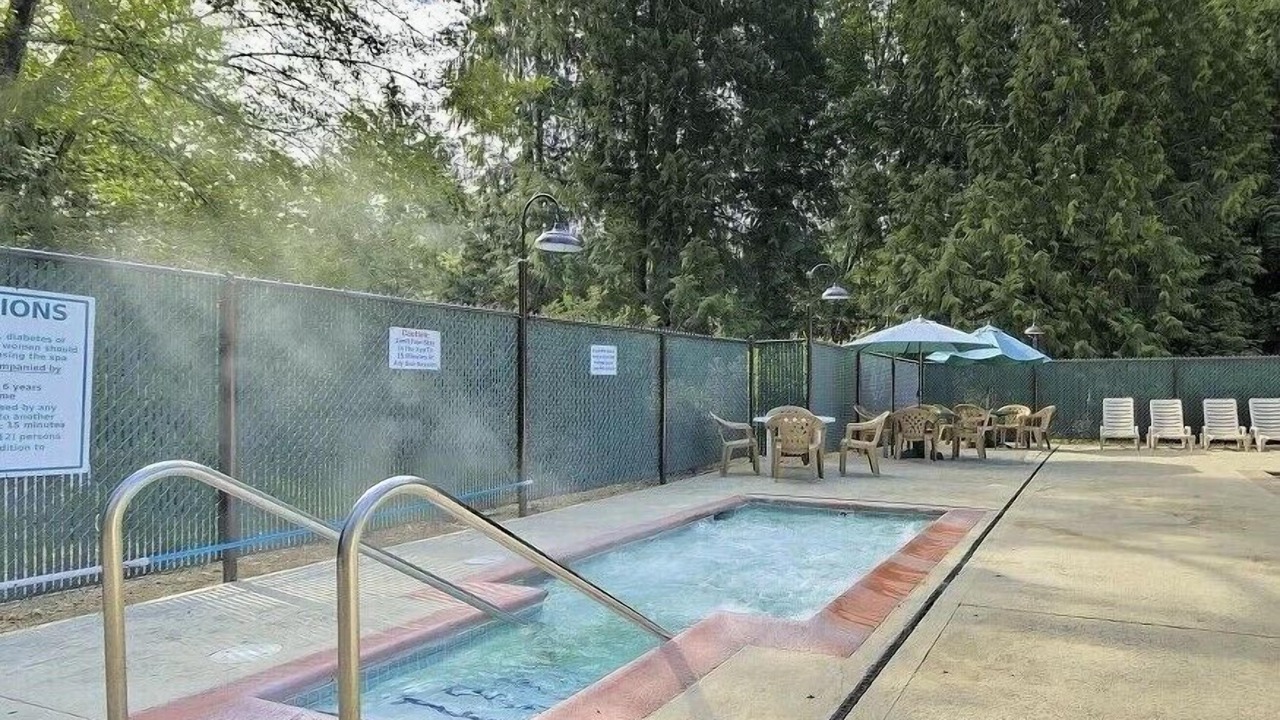 Photo of Others in Burley