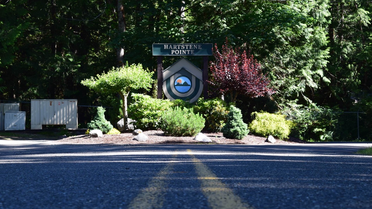 Photo of Others in Burley