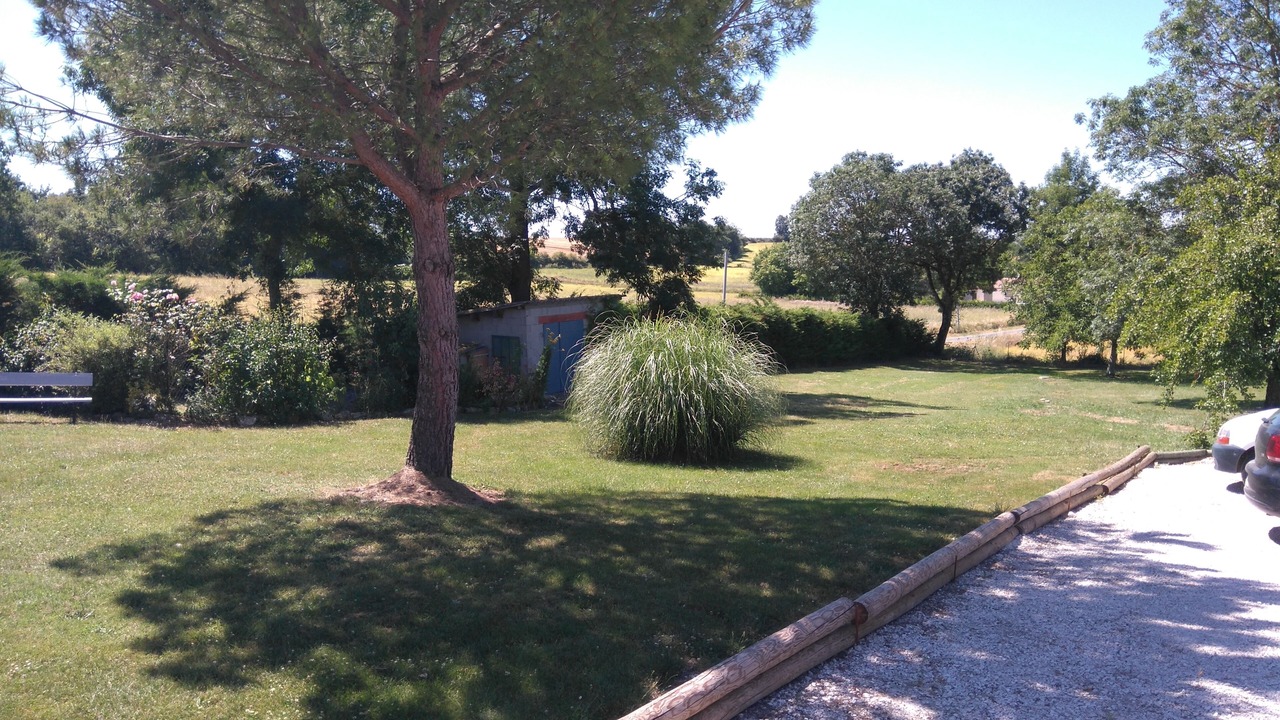Photo of Outdoor in Beauville