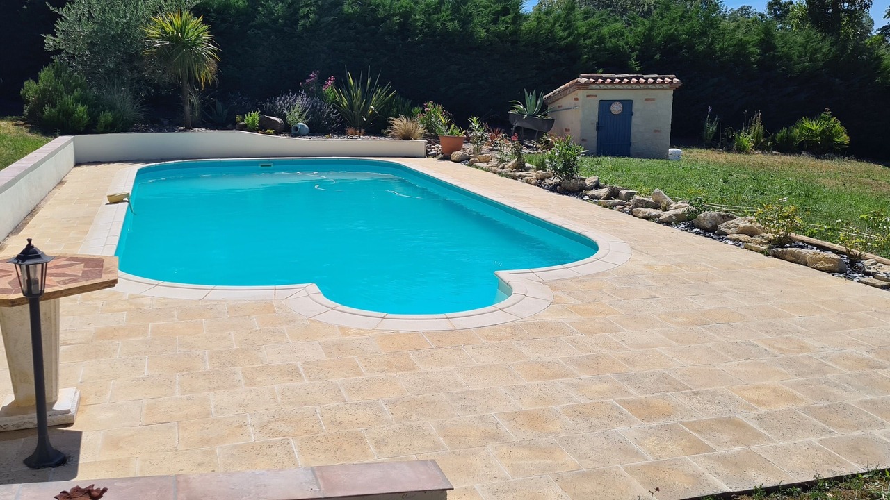 Photo of Outdoor in Beauville