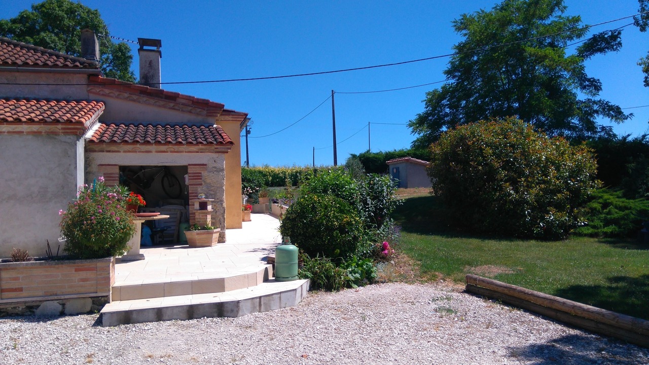 Photo of Outdoor in Beauville
